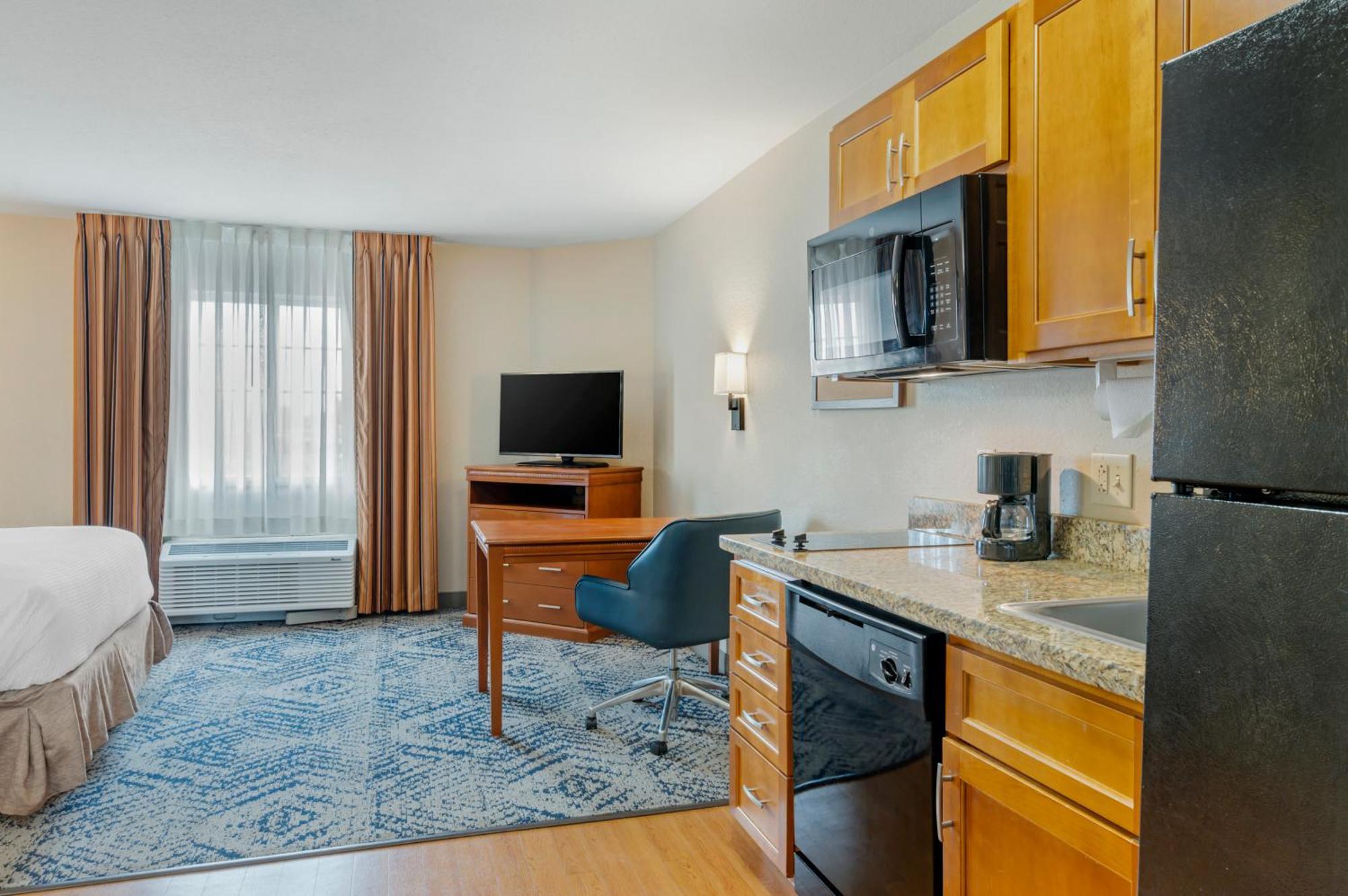 Candlewood Suites Indianapolis East By Ihg Kültér fotó