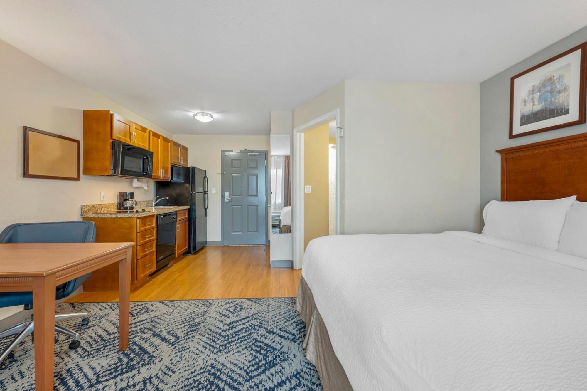 Candlewood Suites Indianapolis East By Ihg Kültér fotó