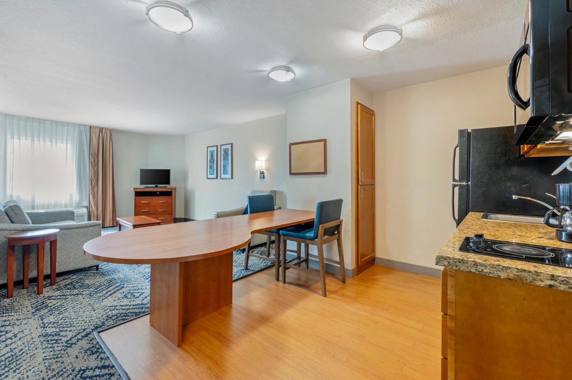 Candlewood Suites Indianapolis East By Ihg Kültér fotó